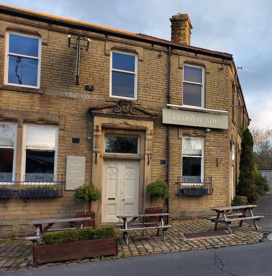 Trawden Arms Community Owned Pub Ξενοδοχείο Winewall Εξωτερικό φωτογραφία
