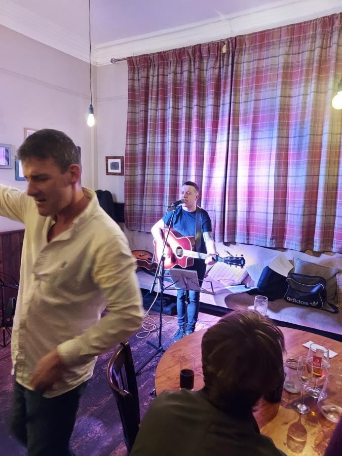 Trawden Arms Community Owned Pub Ξενοδοχείο Winewall Εξωτερικό φωτογραφία