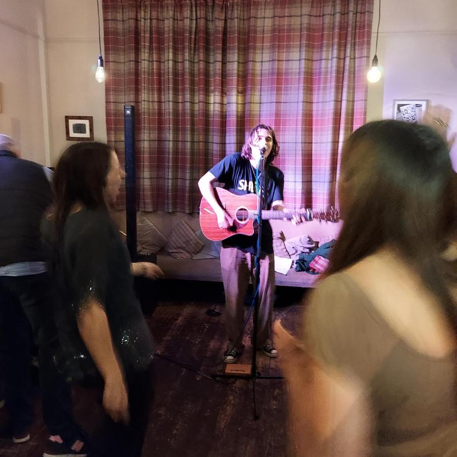 Trawden Arms Community Owned Pub Ξενοδοχείο Winewall Εξωτερικό φωτογραφία