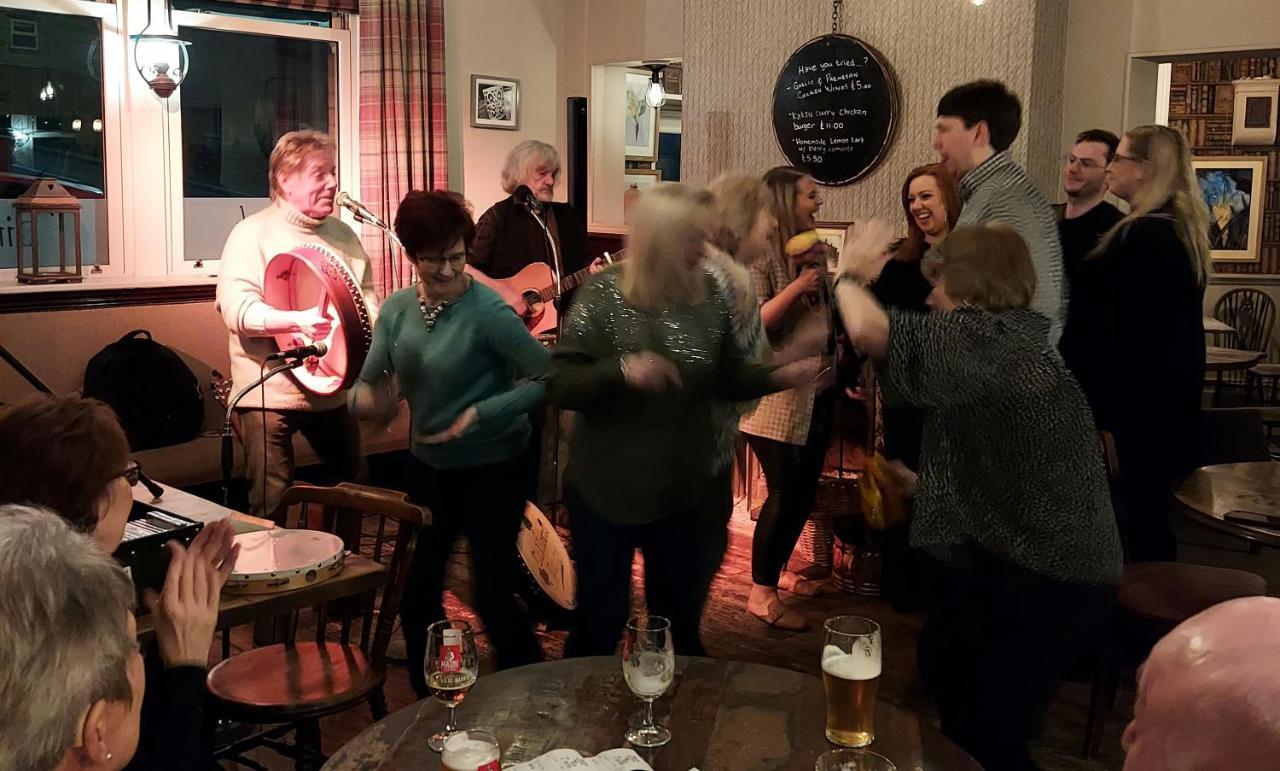 Trawden Arms Community Owned Pub Ξενοδοχείο Winewall Εξωτερικό φωτογραφία